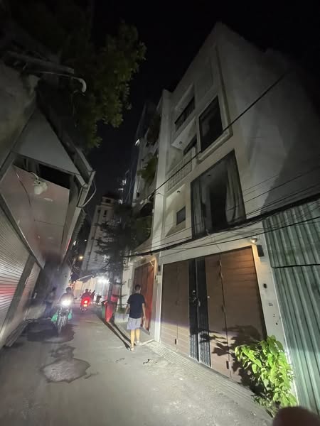  VIP DƯƠNG QUẢNG HÀM 5 TẦNG GARA Ô TÔ TỚI NHÀ TPHCM 