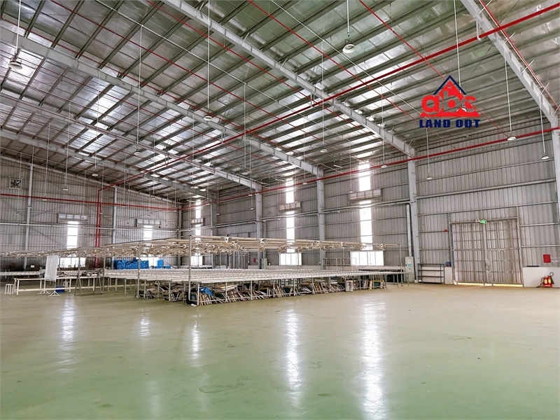  XT111 nhà xưởng kiên cố thiết kế hiện đại đầu tư nhiều DN FDI, ngành nghề CNC 