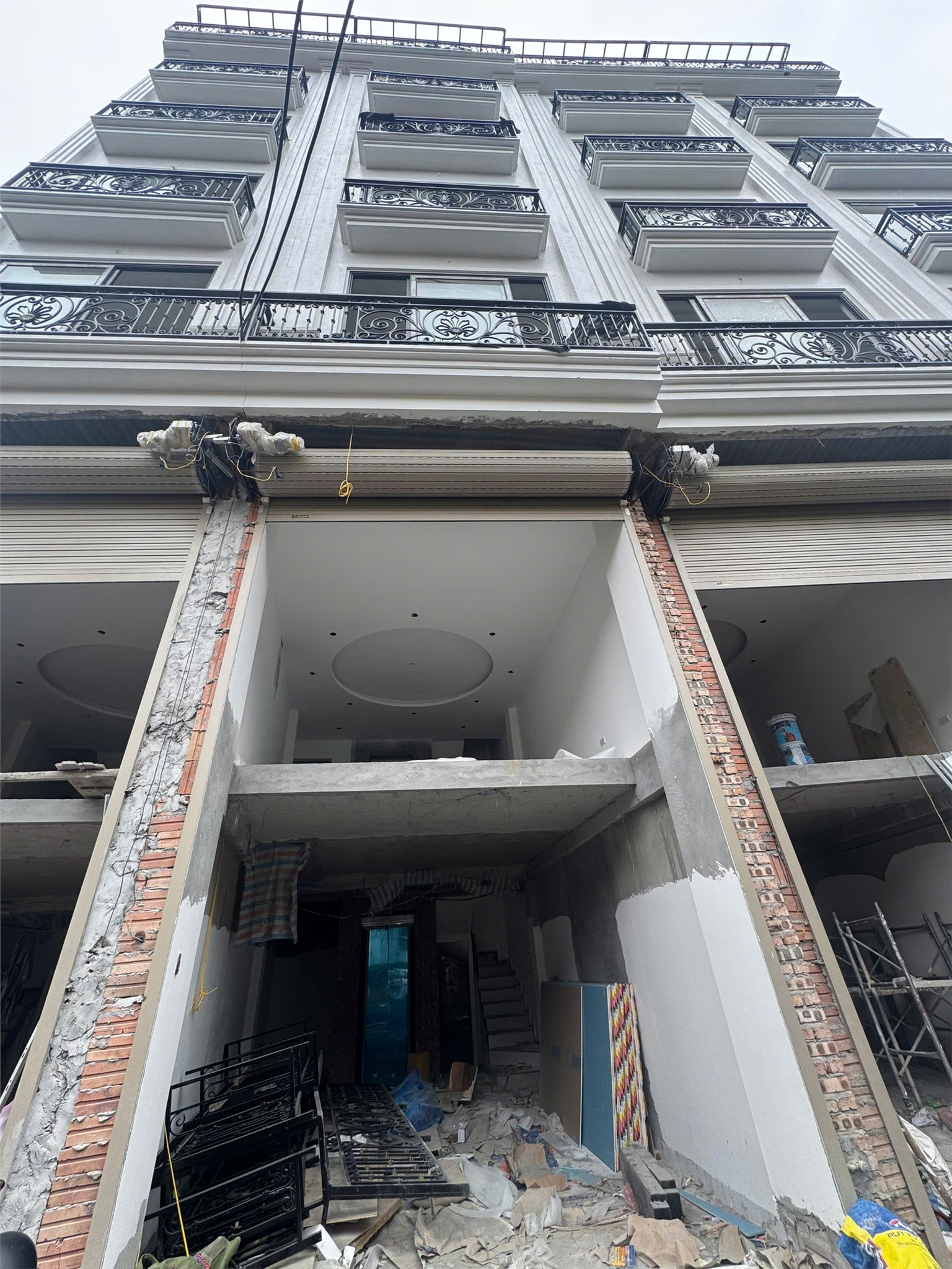  NHÀ ĐẸP- GIÁ TỐT - CẦN BÁN NHANH 10 Căn Nhà Liền Kề Tại TÂY HỒ, HÀ NỘI 