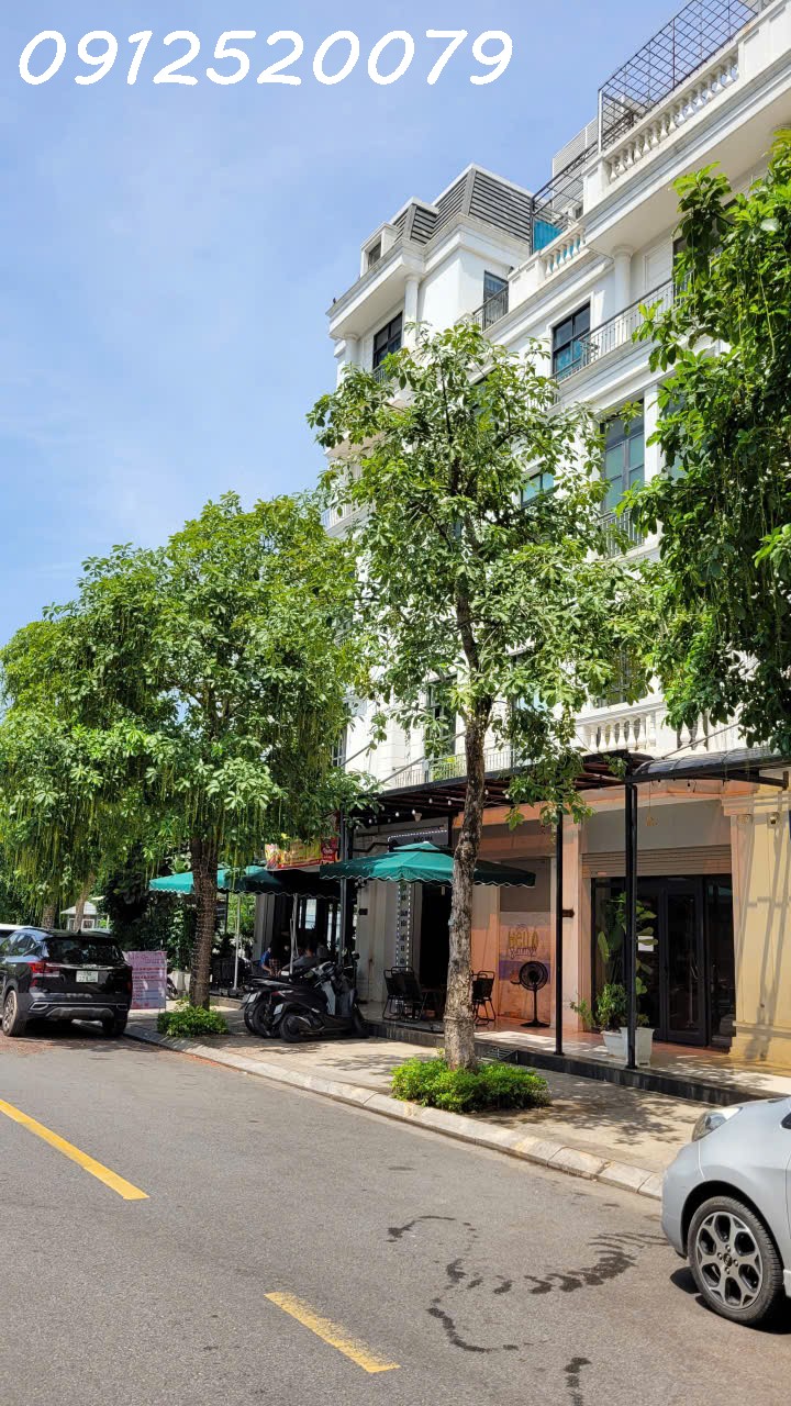  Chính chủ cần cho thuê cả căn Shophouse 2 mặt tiền 