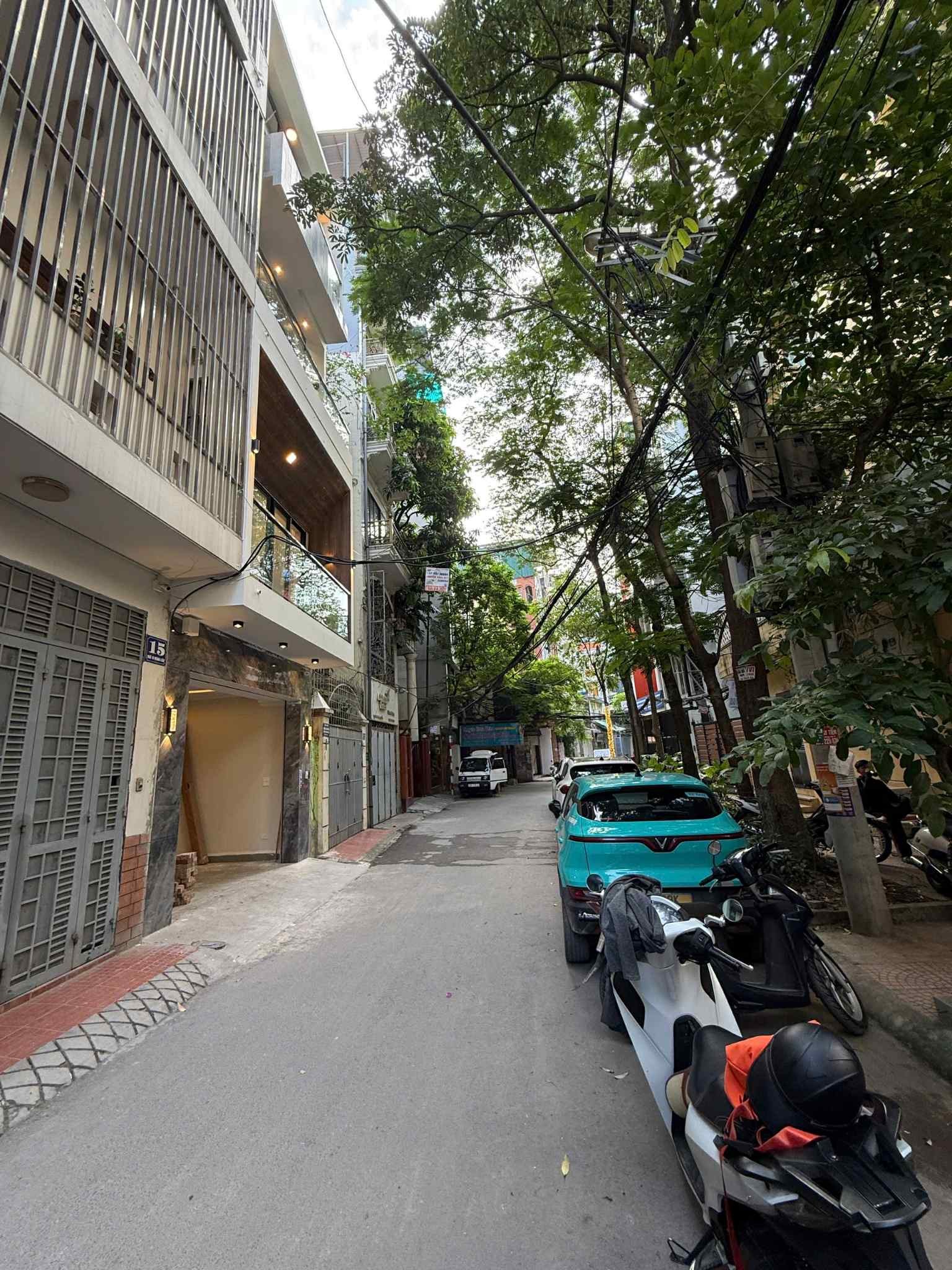  CỰC HIẾM-Ôtô Tránh Phố Hoàng Cầu 62/70m, 5Tầng,MT 4m 27.9 Tỷ, Ngõ thông, KD đỉnh 