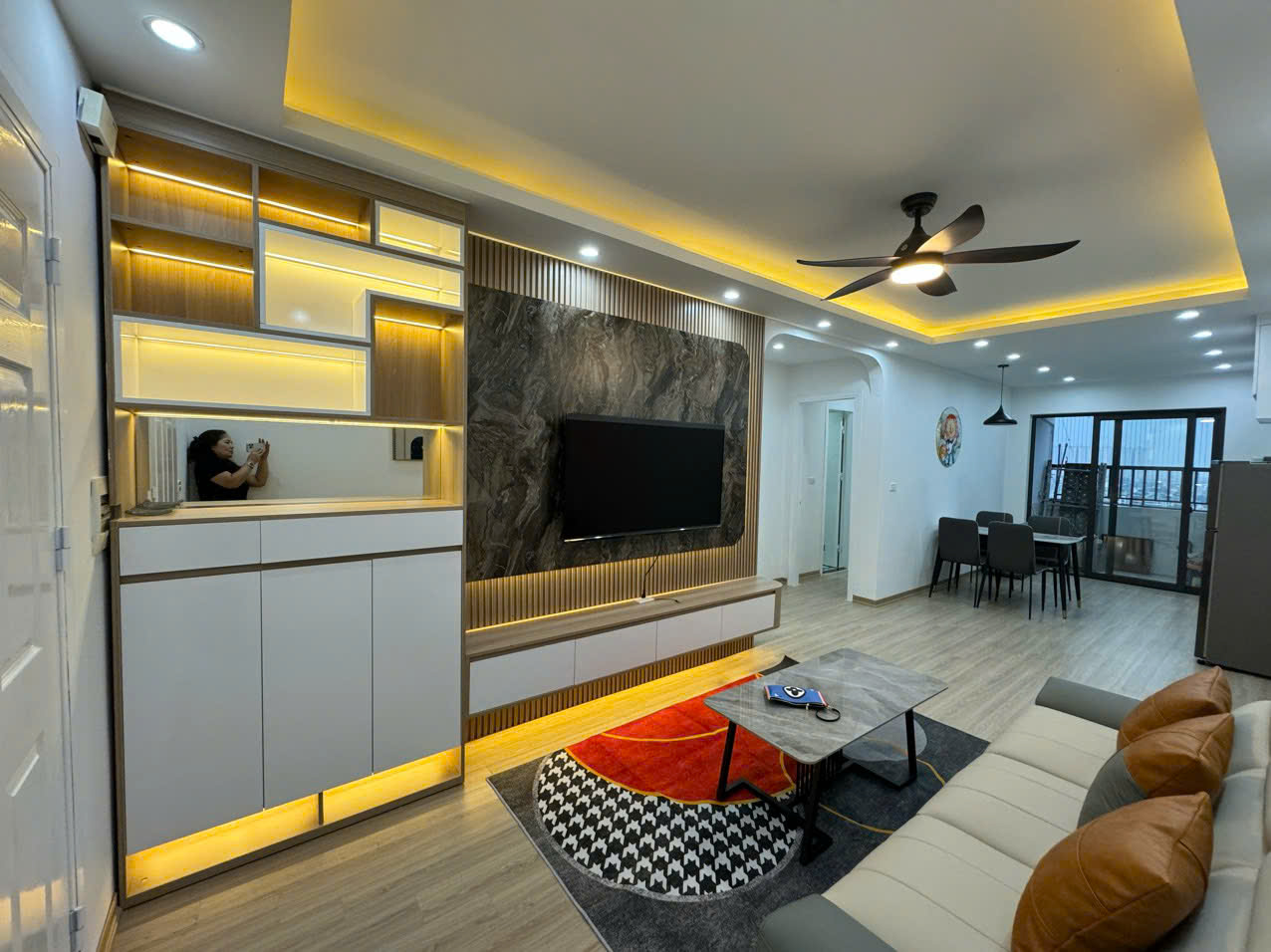  Bán căn hộ tầng 18 chung cư HH Linh Đàm 67m2, 2 ngủ, view thành phố giá chỉ 3 tỷ 