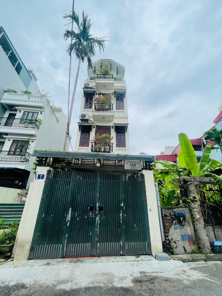  TƯ ĐÌNH,LONG BIÊN 20tỷ 80m Ô TÔ ĐỖ CỬA,NGÕ THÔNG GẦN PHỐ 