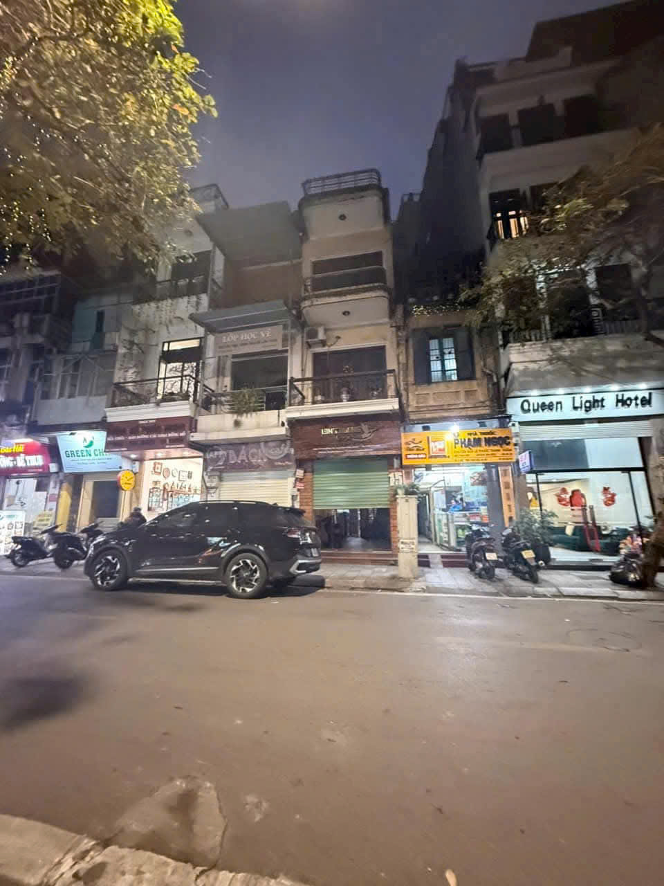 ĐẲNG CẤP PHỐ CỔ PHỐ  HÀNG PHÈN.
- KINH DOANH SẦM UẤT BẬC NHẤT HÀ THÀNH 