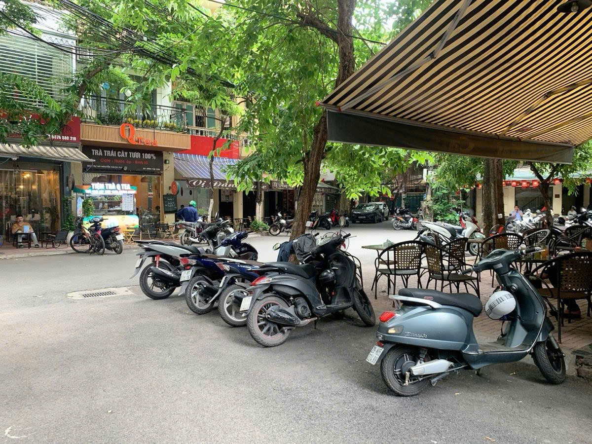  PHÂN LÔ, NGUYỄN VIẾT XUÂN- THANH XUÂN, 95/112 M2, MT 6 M, GIÁ NHỈNH 34 TỶ. 