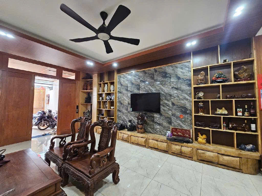  SIÊU PHẨM MTKD - CA VĂN THỈNH – KHU BÀU CÁT – 5 TẦNG – 138M2 – THANG MÁY – NỘI THẤT CAO CẤP.


































































.













 