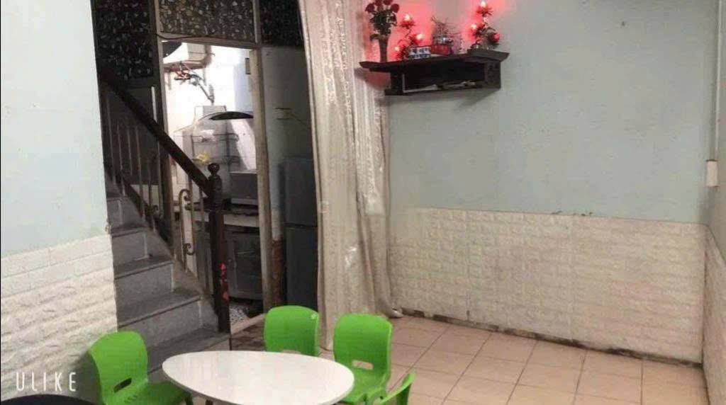  Cho thuê nhà Phố Thanh Nhàn, 26m2 x 2.5 tầng, 2 ngủ, 2 vệ sinh, 7 Triệu 