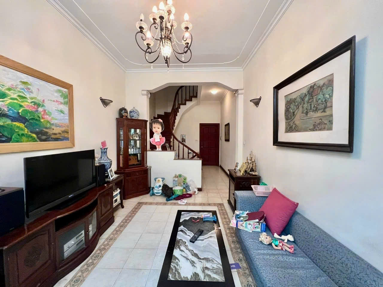  BÁN NHÀ TẠI PHỐ QUYẾT THẮNG - YÊN NGHĨA- HÀ ĐÔNG Ô TÔ ĐẬU TRONG NHÀ. KINH DOANH TỐT, CHỈ 9TY HƠN TÝ 