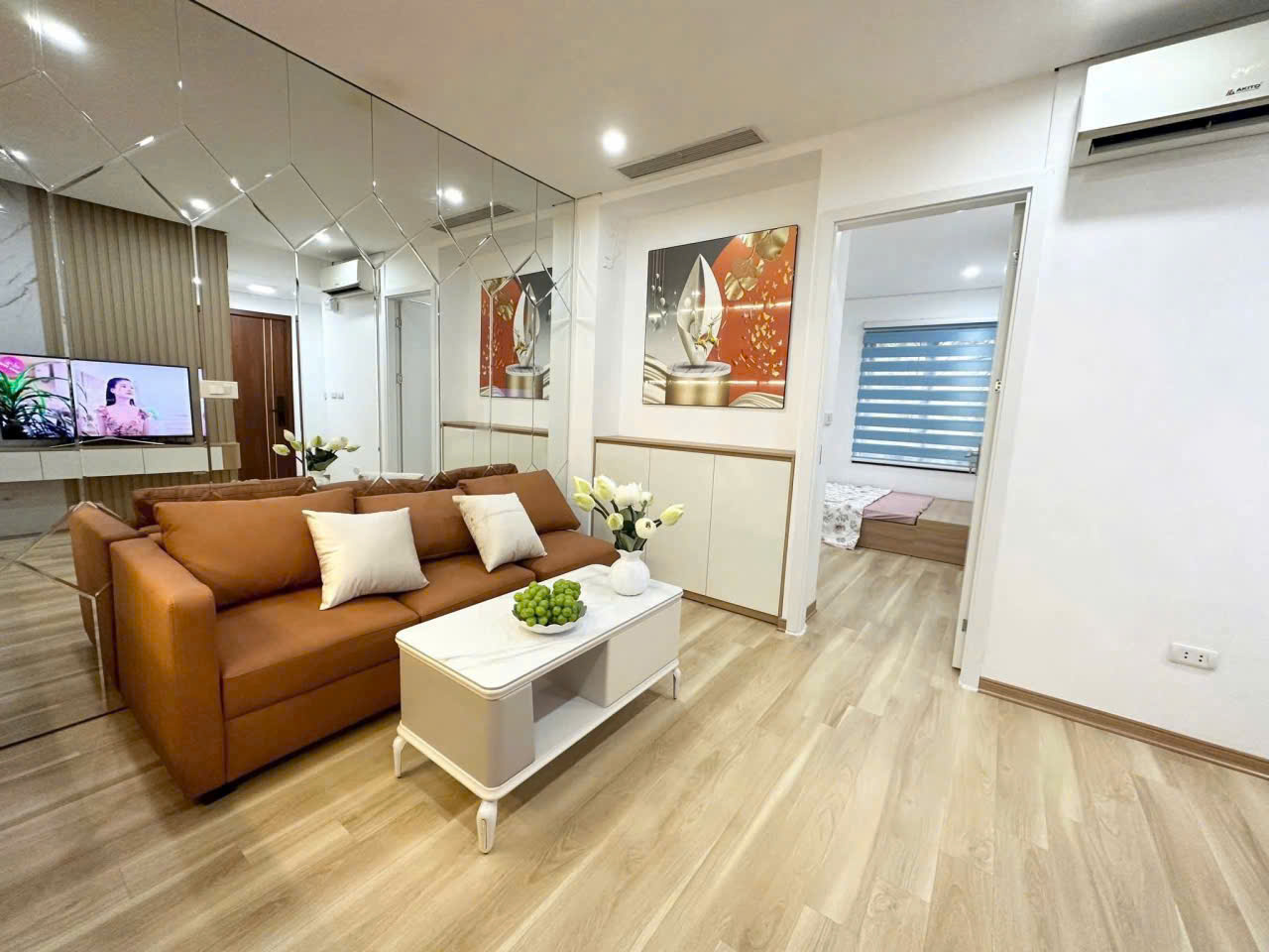  Căn tập thể phố Thọ Lão Hai Bà Trưng dt 120m2 giá chỉ có 2,25 tỷ nhà đẹp long lanh 