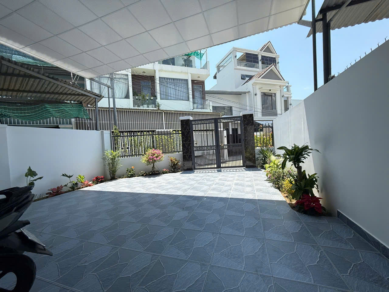  NHÀ ĐẸP TẠI GÒ GĂNG, VĨNH HIỆP SÁT CẠNH VĨNH ĐIỀM TRUNG, NHA TRANG Ô TÔ VÀO TẬN NƠI 