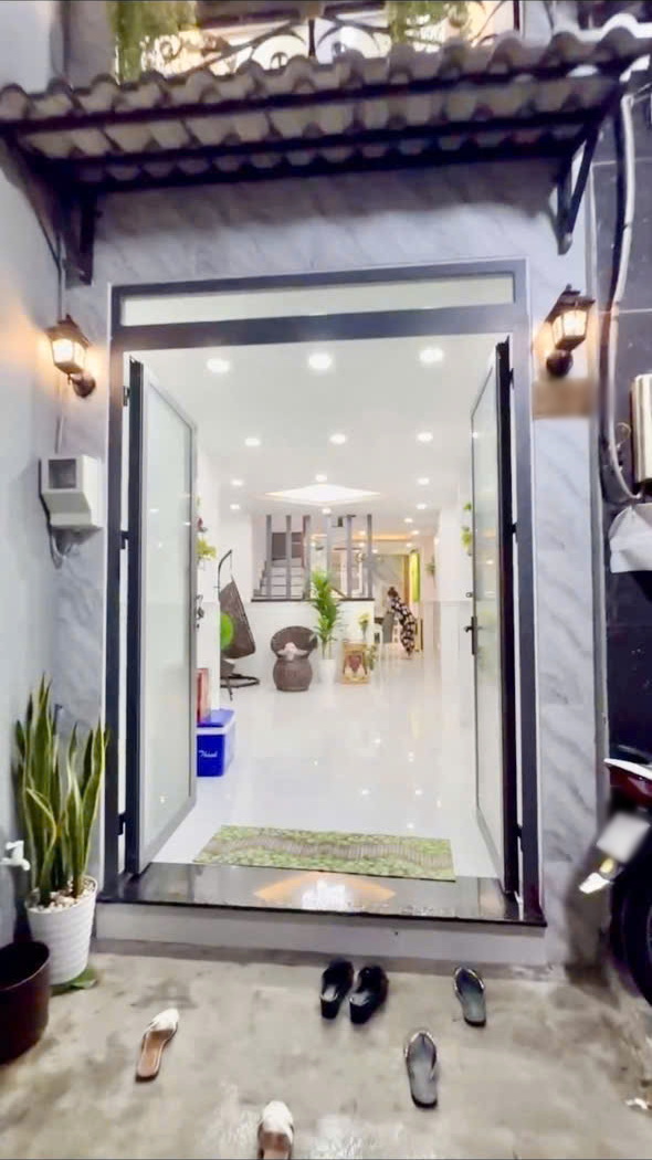  Nhà 2 tầng HXH 154 Âu Dương Lân P3 Q8 Giá chỉ nhỉnh 5 tỷ 