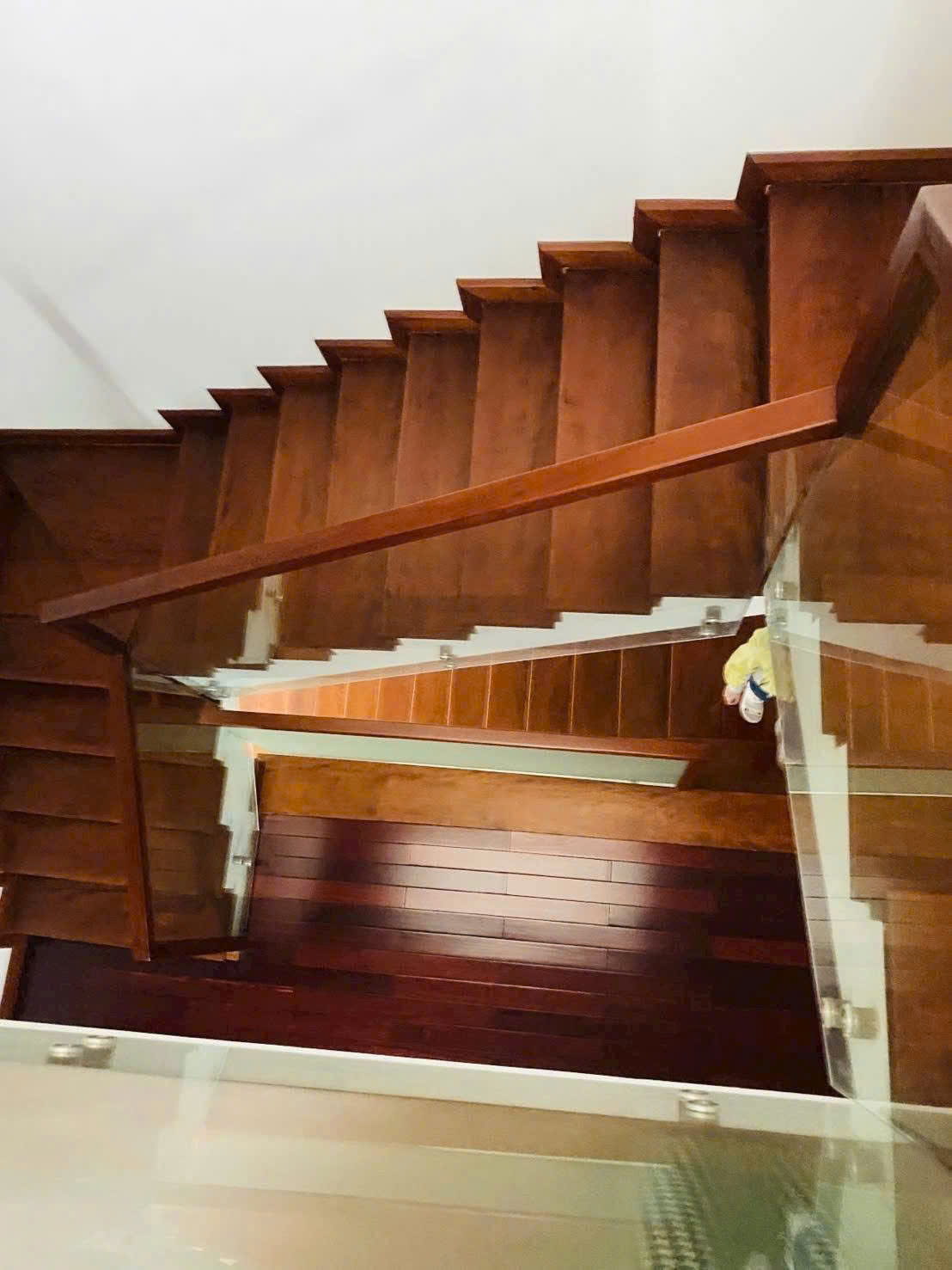  Lô góc- 4 tầng full nội thất Vip- DT: 85M ngang 5m2 đường Nguyễn Hữu Thọ, gần BV Gia đình chỉ 7ty2. 