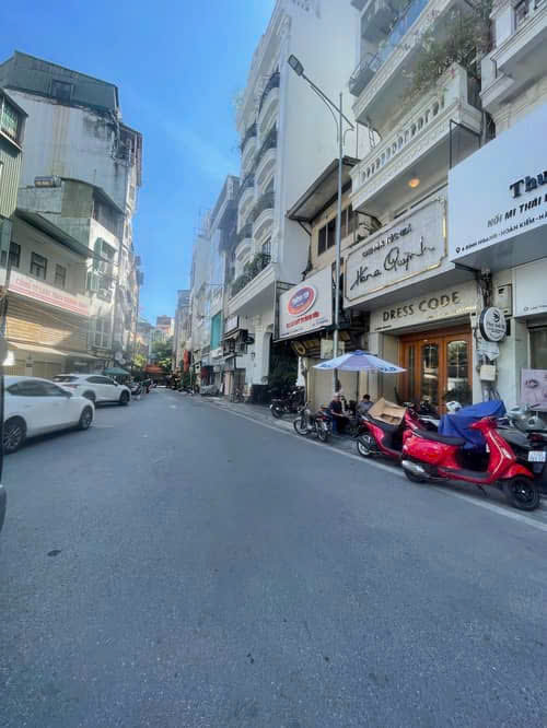 BÁN NHÀ MẶT PHỐ ĐÌNH NGANG 31M 5 TẦNG Ô TÔ ĐỖ CỬA KD ĐỈNH  GIÁ 18.5 TỶ 0336212066 