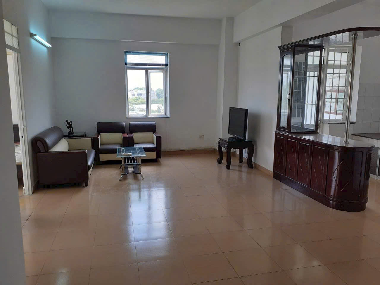  Bán căn hộ 70m2 A4 chung cư Quang Vinh, kế bên siêu thị Metro chỉ 1 tỷ 850 
