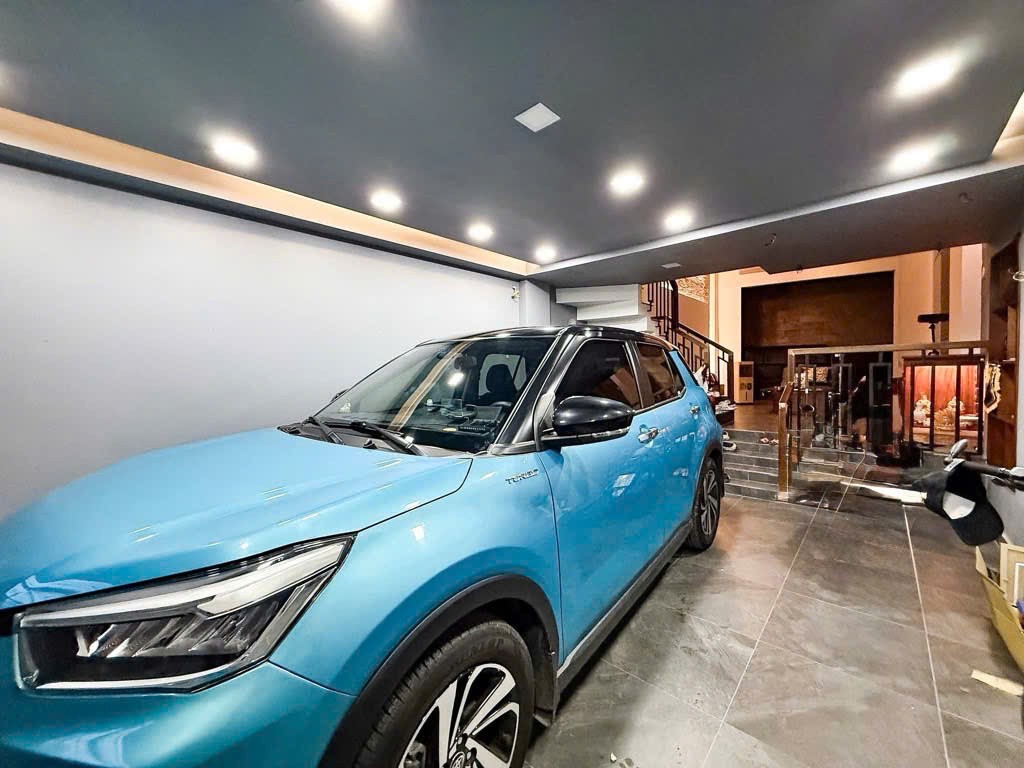  BÁN NHÀ 5 TẦNG GARA, DƯƠNG QUẢNG HÀM P6 GÒ VẤP - THANG MÁY - FULL NỘI THẤT GỖ 9.X TỶ 