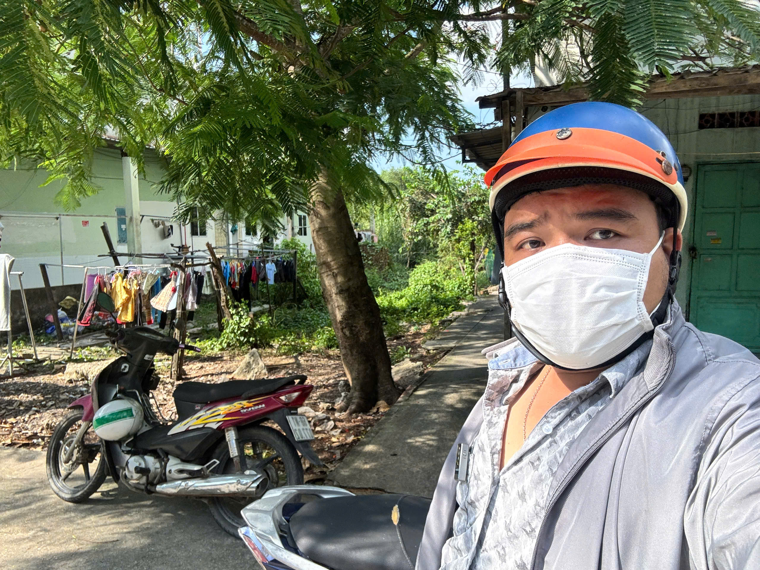  Bán nhà 4 tầng 8x20m full thổ cư, 10 phòng đang cho thuê, Nguyễn Văn Tạo giá 6 tỷ 3 