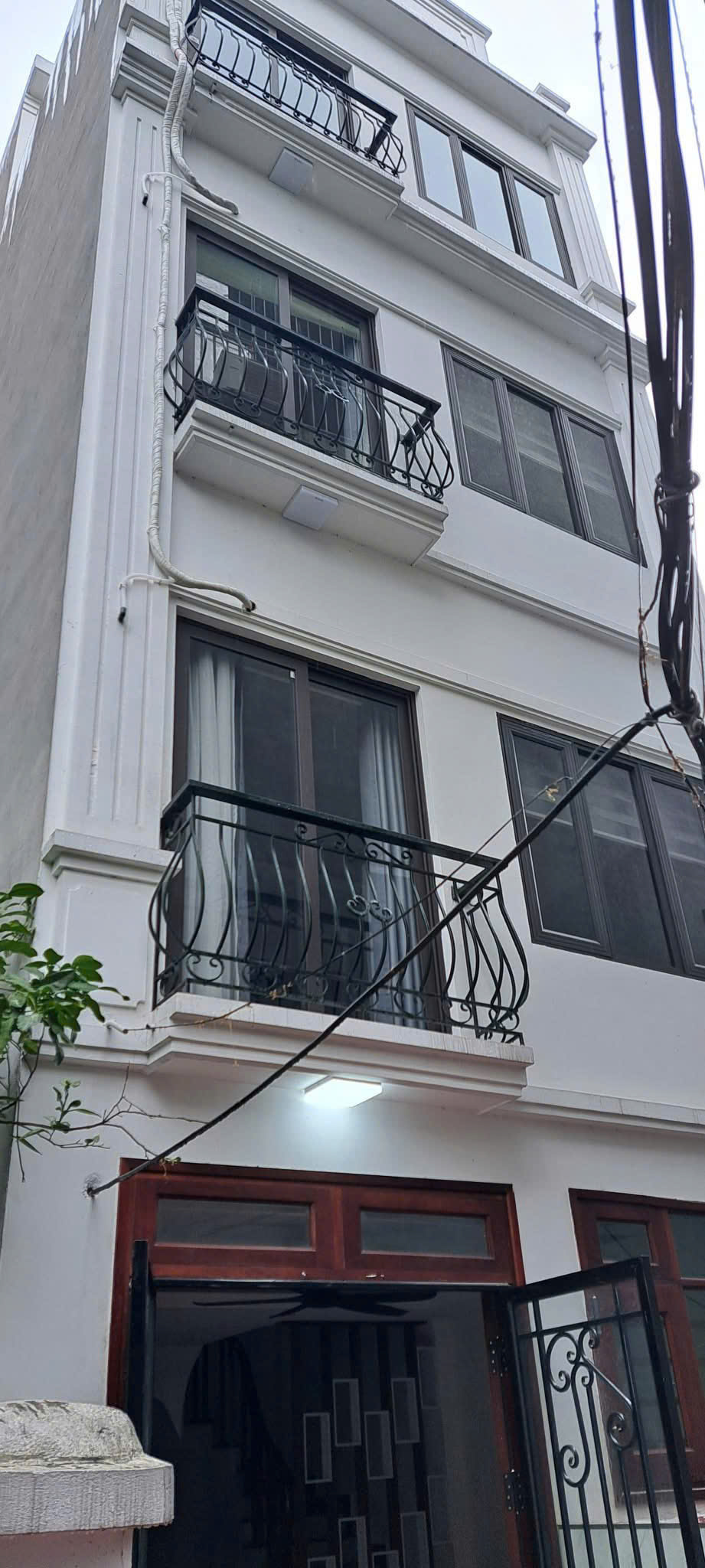  Bán nhà ngõ 564 Nguyen văn Cừ, Bồ Đề,35m 5T  oto ,KD, 7,8 tỷ . 