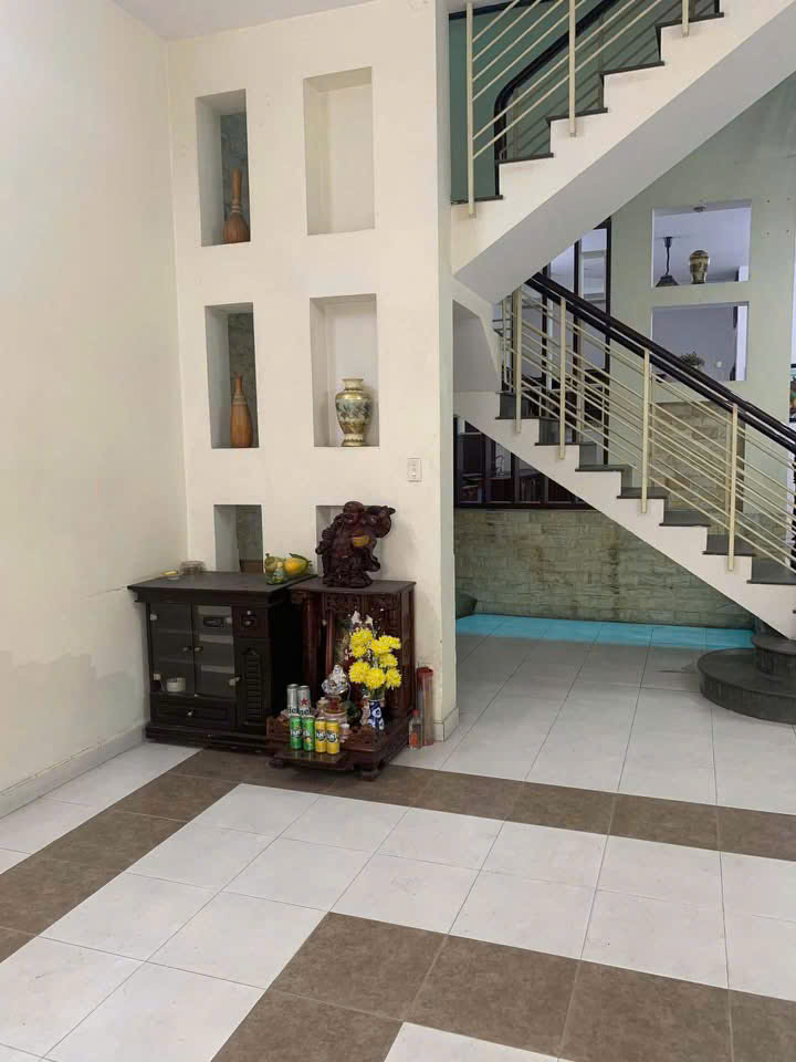  Bán nhà 5x15m, 3 lầu, mặt tiền đường KDC Him Lam Đồng Diều, Cao Lỗ, Nhà khu dân trí cao, gần Satra Phạm Hùng 
