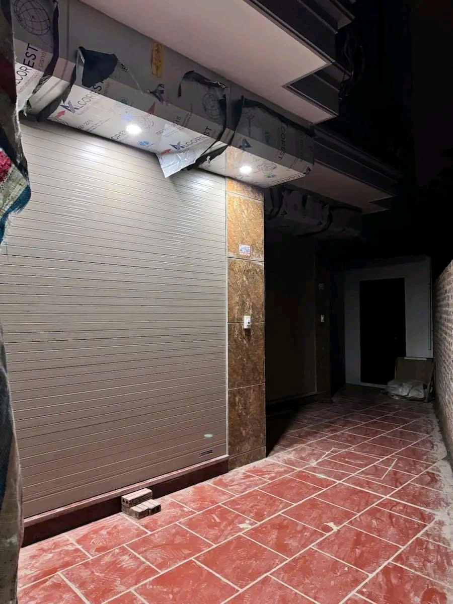  Bán nhà Lai Xá- Hoài Đức 30m ra ô tô 5 tầng sổ tiện nghi đầy đủ 