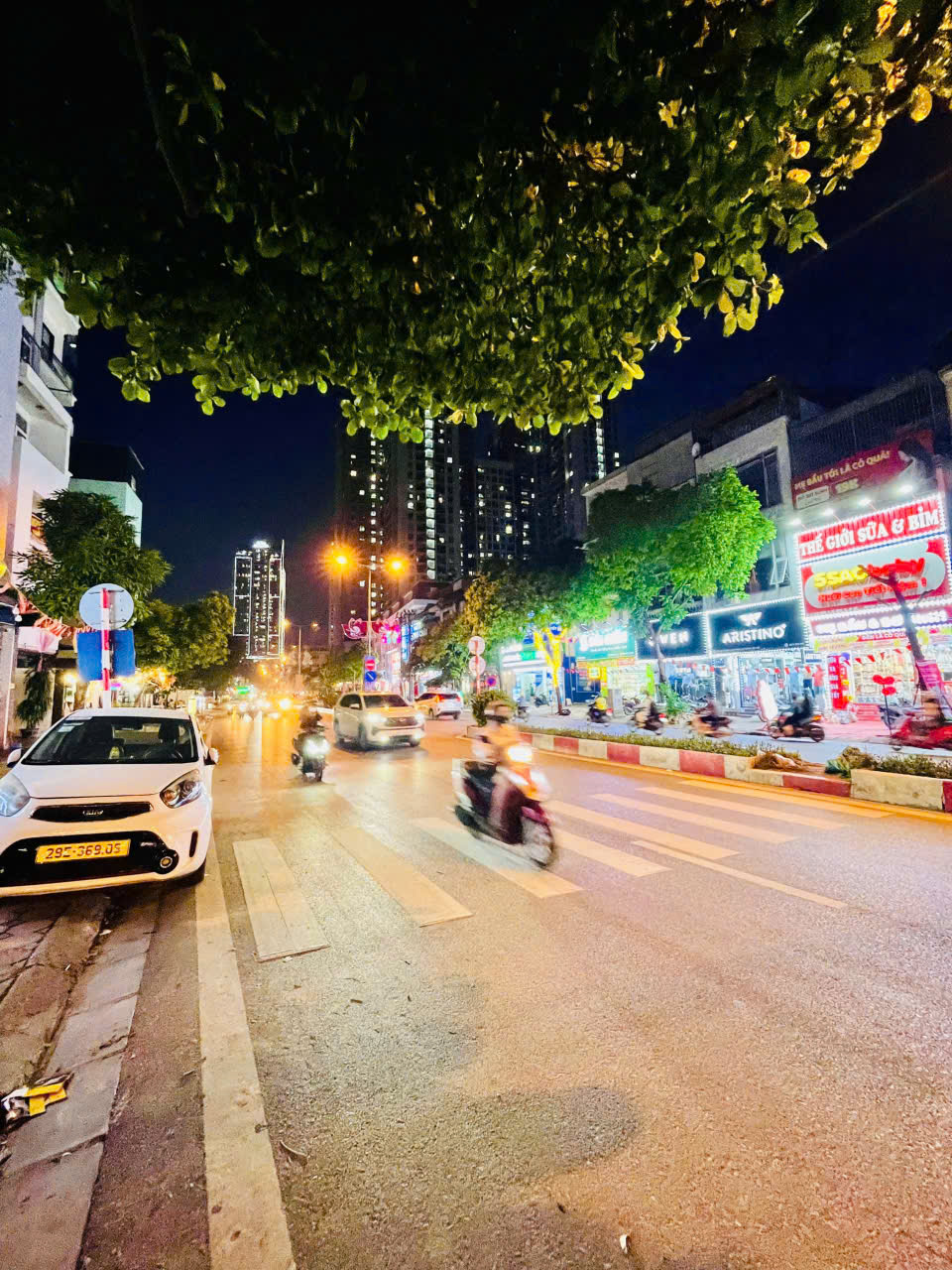  ????Bán nhà Vạn Phúc, Hà Đông – 7 tầng – 17 PHÒNG – DÒNG TIỀN 80TR/THÁNG – Ô TÔ – 16 TỶ 5 