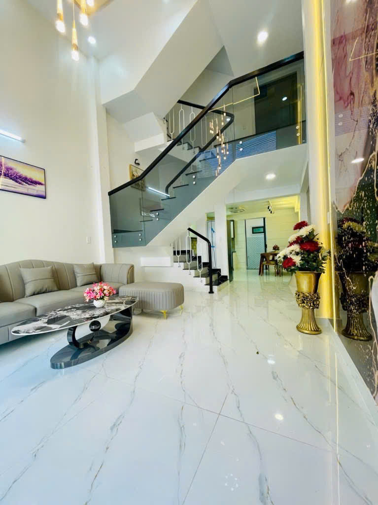  Nhà Mặt Phố Dương Cát Lợi, Nhà Bè - Giá Hời 6.1 Tỷ, 52m2, 5 Tầng, Sổ Đỏ 
