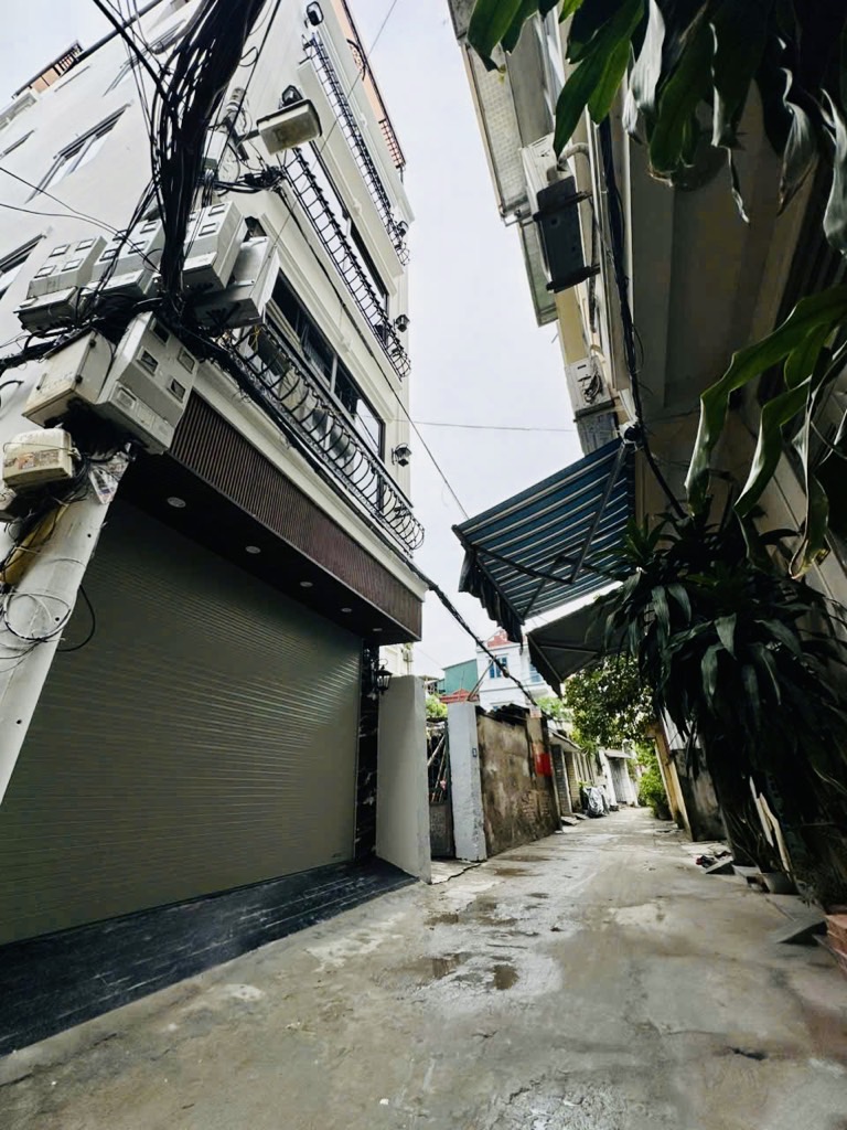  Bán nhà ngõ 96 Thượng Thanh 35m x 6T Thang máy mới tinh, lô góc, giá hợp lý còn thương lượng. LH 0936123469 