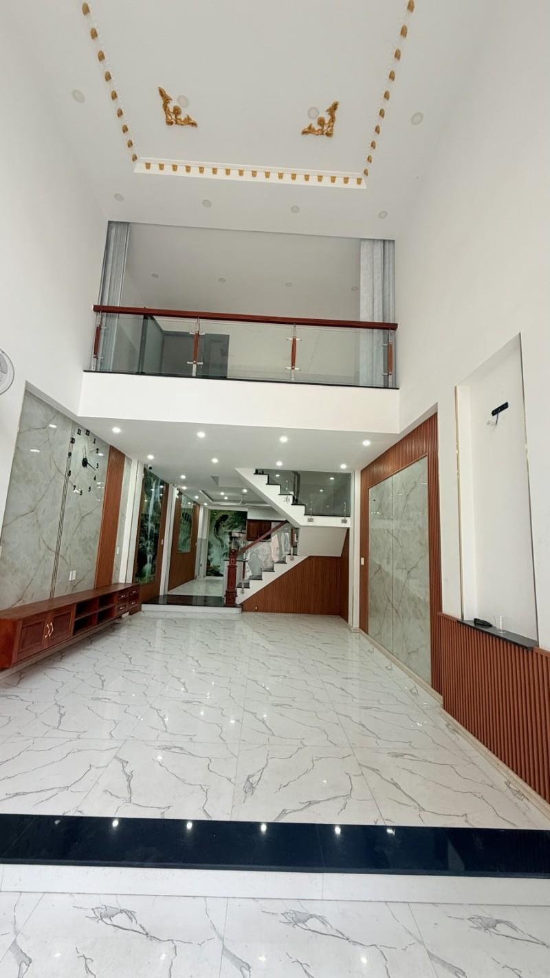  Bán Nhà - Lý Tưởng – BHH A – Bình Tân – 4.5 x 18 – 5 T – 6 Pn – Ô Tô Ngủ – 7.x Tỷ 