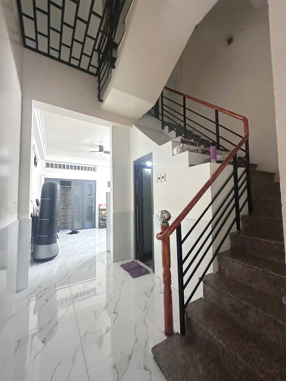  Nhà 3.5x12m mặt tiền kinh doanh đường số P4Q8 vỉa hè rộng 