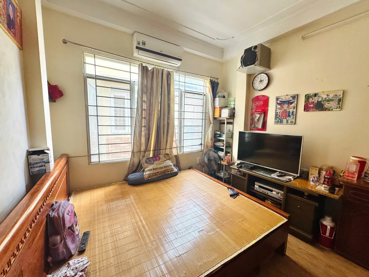 Bán nhà Đa Sỹ Phân Lô - Ô tô thông 38mx4 tầng nhà mới ở luông 7.6 tỷ có TL 