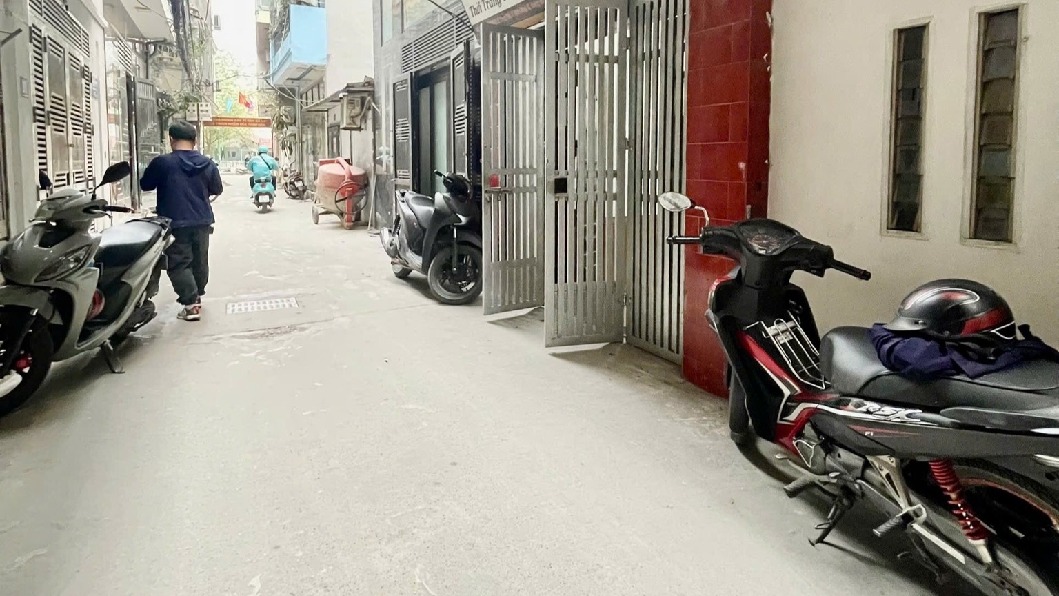  Bán nhà phố Trịnh Đình Cửu - Hoàng Mai –PHÂN LÔ ĐẸP – Ô TÔ ĐỖ CỬA – NGÕ THÔNG - CHỈ 10,89T 