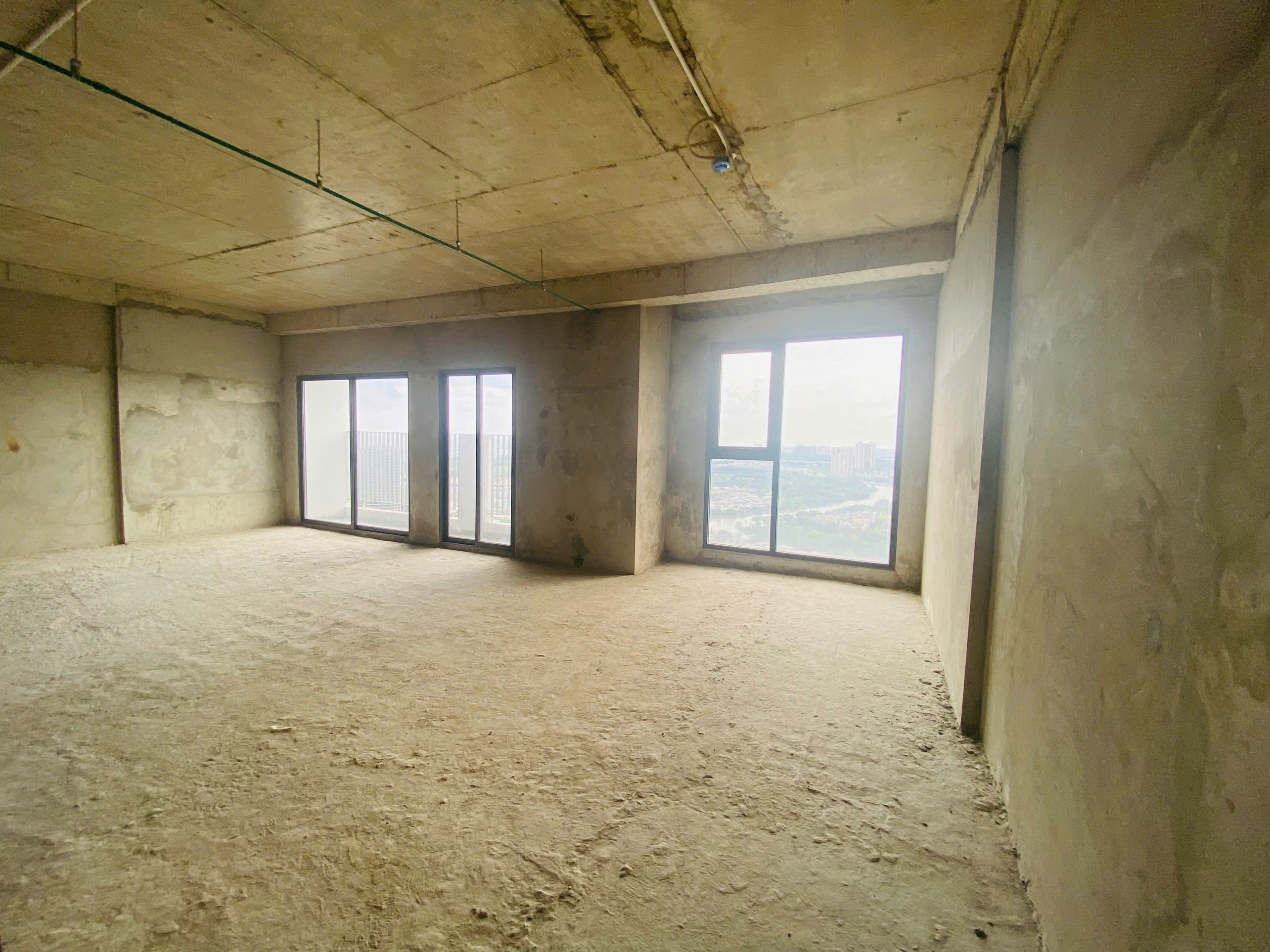  căn hộ CĐT lavida plus q7, 80m2, 2pn, tầng 28 view đẹp, giá tốt nhất khu vực chỉ 4.3 tỷ 