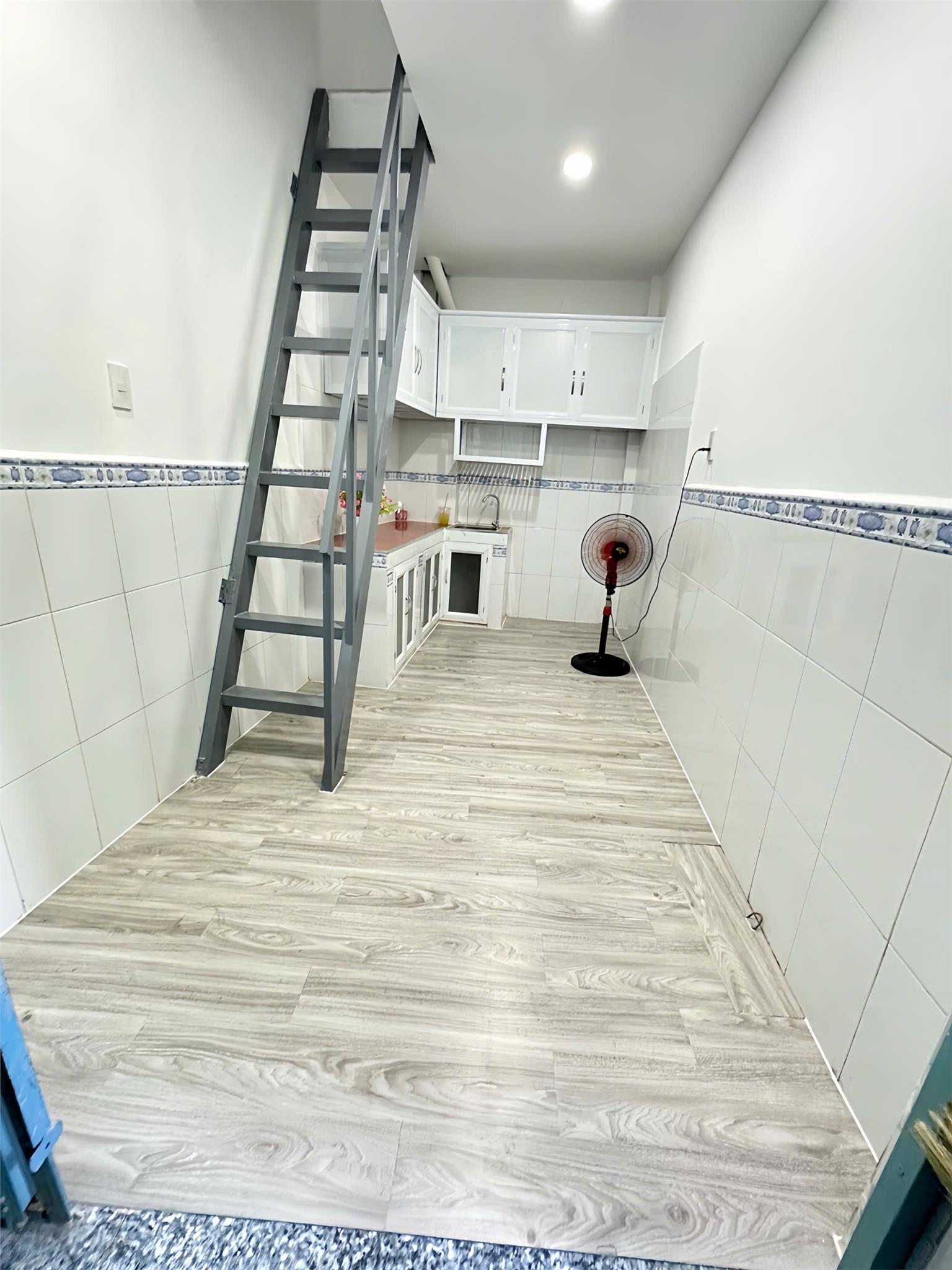  NHÀ ĐÚC 3 TẦNG- 357 HẬU GIANG- P11- Q6 – CHỈ 1.75 TỶ 