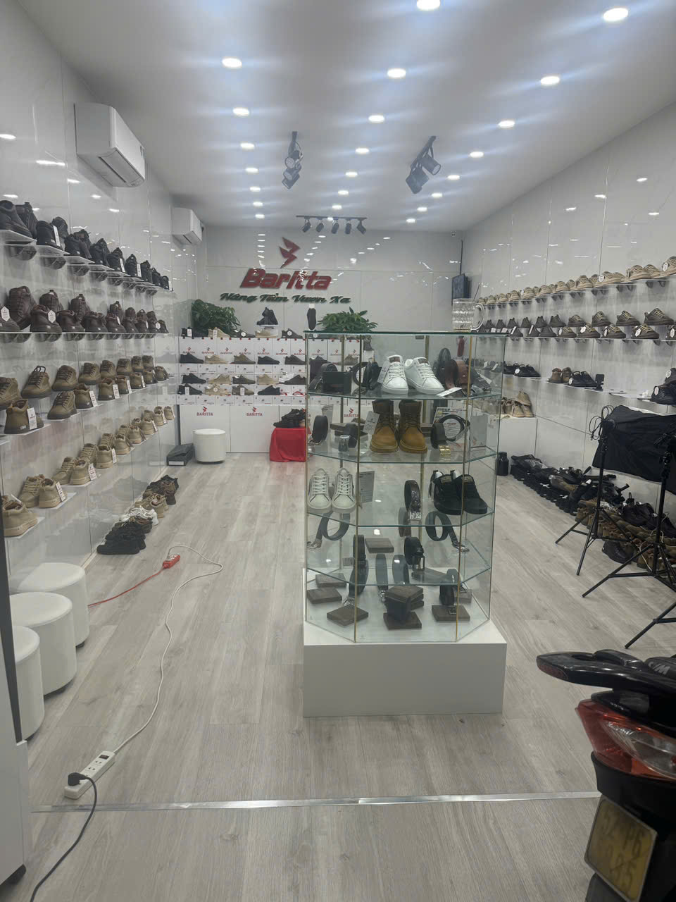  Chính chủ bán nhà MT 716 Âu Cơ, P.14, Tân Bình, TP. HCM 