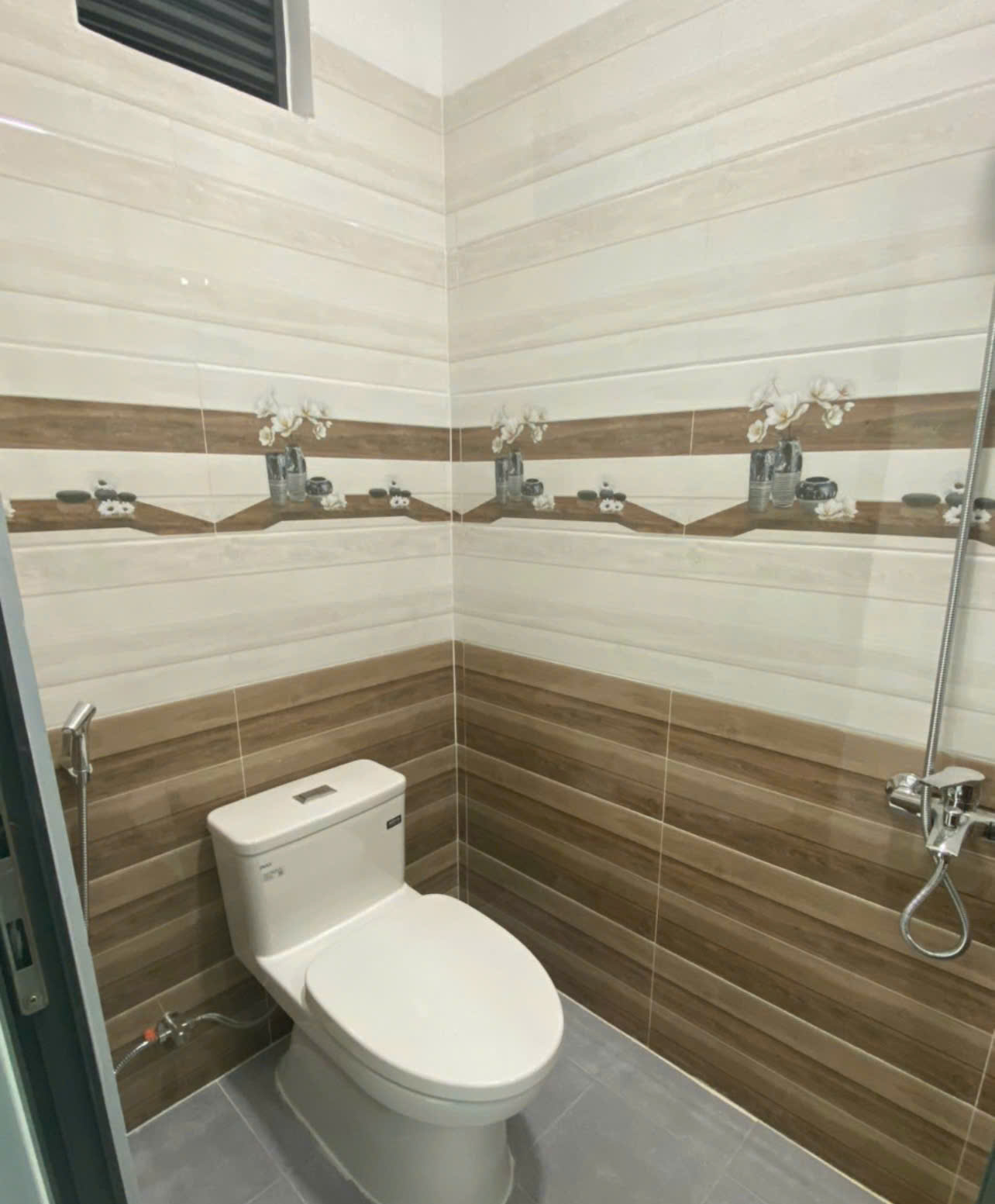  Bán Nhà Vĩnh Ngọc 1 trệt 1 lầu, DT:87m2 mọi thông tin chi tiết vui lòng liên hệ e Thanh 