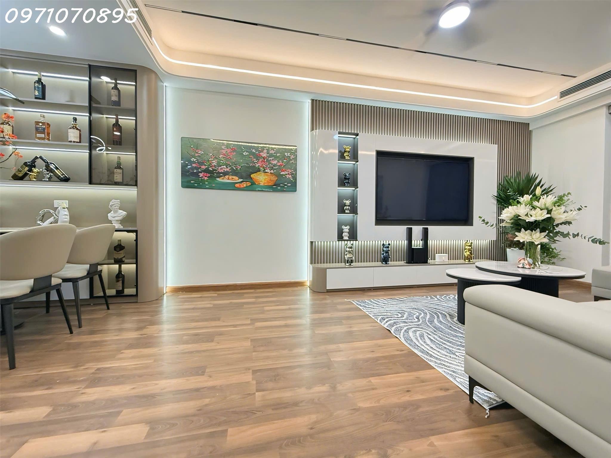  ???? CĂN HỘ ĐẸP TẠI GOLDMARK CITY – TẦNG TRUNG R3 ????
???? Chỉ 6 tỷ xxx – Có SỔ -sẵn slot oto. 
