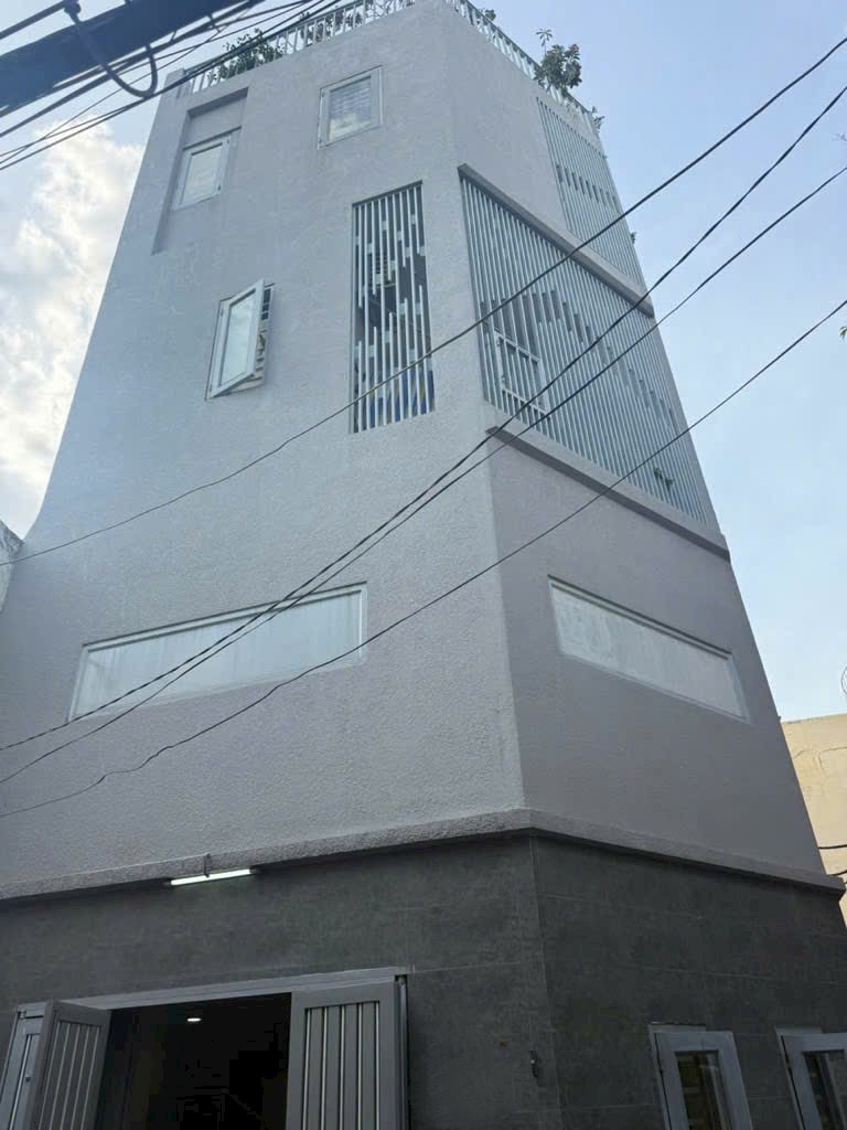  Bán nhà 2MT Hồ Biểu Chánh, P.11, 6.5x7m, 1T 1L 2L ST, 3pn, 3wc, 9.75 tỷ,TL 