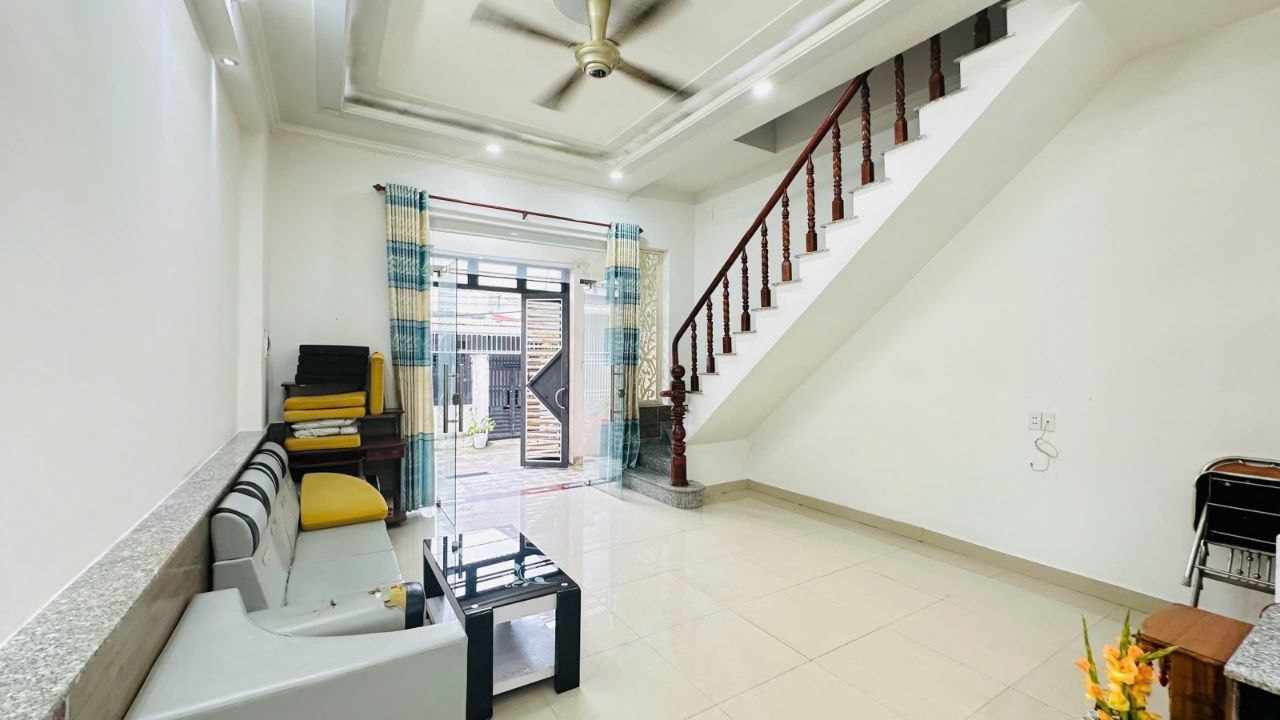  BÁN NHÀ 1 TRỆT 1 LẦU GẦN DT743, ĐÔNG HÒA, DĨ AN – GIÁ CHỈ 3,5 TỶ 