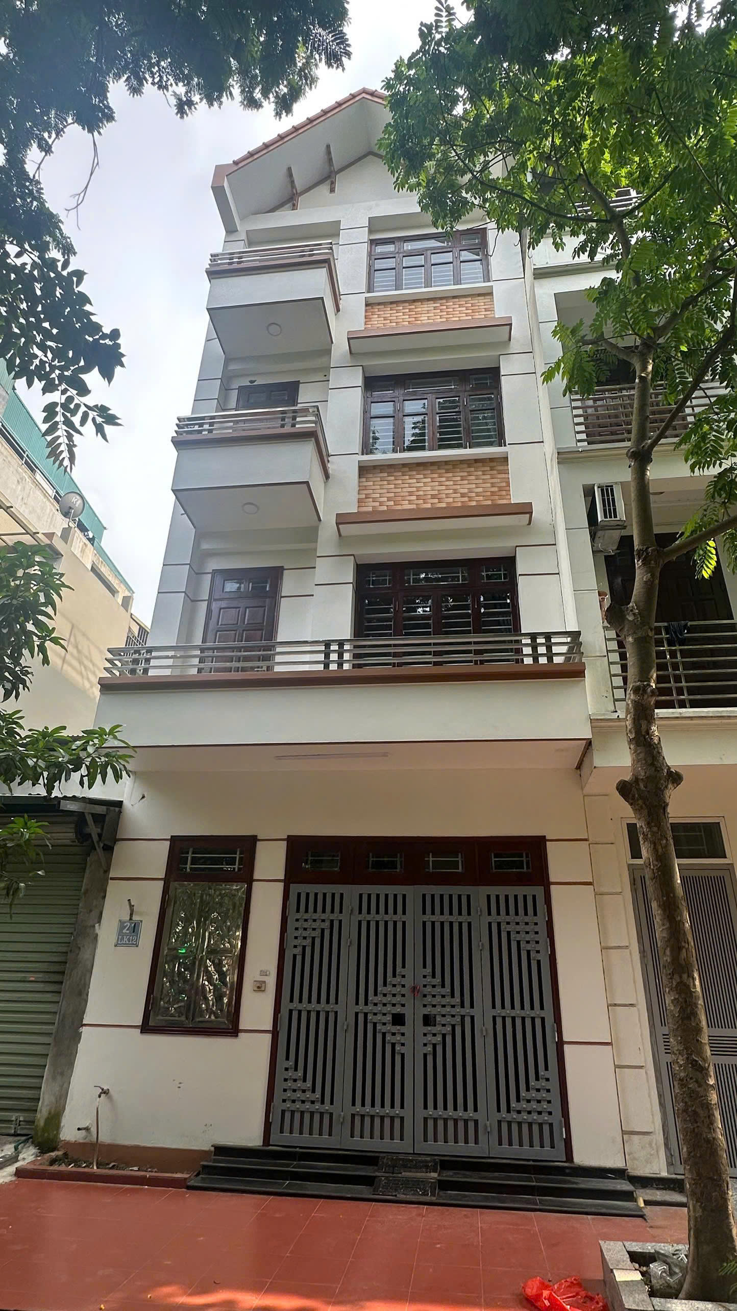  Bán Liền Kề Khu Đấu Giá Mậu Lương 63mx 4 tầng Phân lô, ô tô vừa ở vừa kinh doanh 15.9 tỷ. 