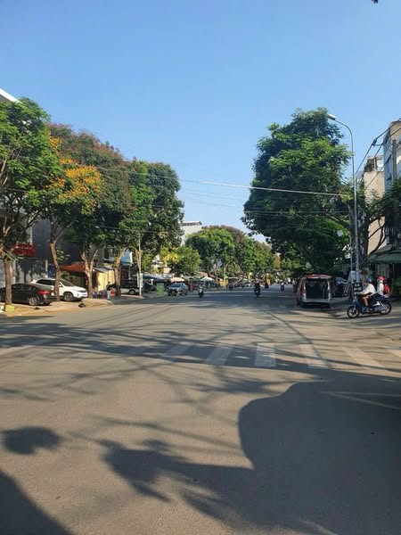 Siêu Phẩm Mặt Tiền Ngang Khủng 8.4m Kinh Doanh Mọi Ngành Nghề 