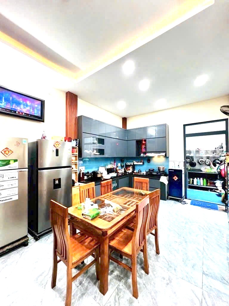  SIÊU HIẾM! Nhà 4 Tầng, NGANG 5.8M, HẺM XE HƠI THÔNG, Lê Đức Thọ, Gò Vấp! 