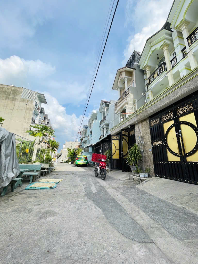  BÁN NHÀ ĐẸP – TÔ KÝ, QUẬN 12 – GIÁ CHỈ 4,35 TỶ 