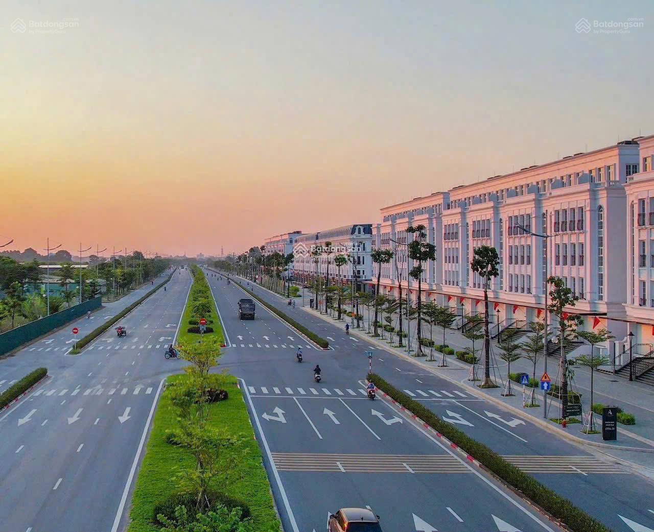  Suất nội bộ. Bán căn Liền kề 102m2, MT 6m, đường 13m, có vay bank. Dự án Jade Lake Residence 
