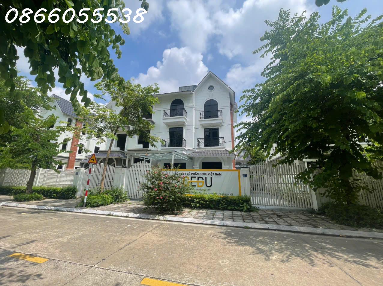  Cho thuê biệt thự 240m2 Đường Lê Trọng Tấn, Hà Đông, giá thỏa thuận 