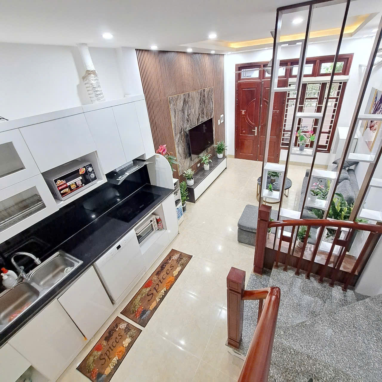  NHÀ CHÍNH CHỦ - GIÁ TỐT - Vị Trí Đẹp Tại Bát khối, Cự Khối, Long Biên, TPHN 