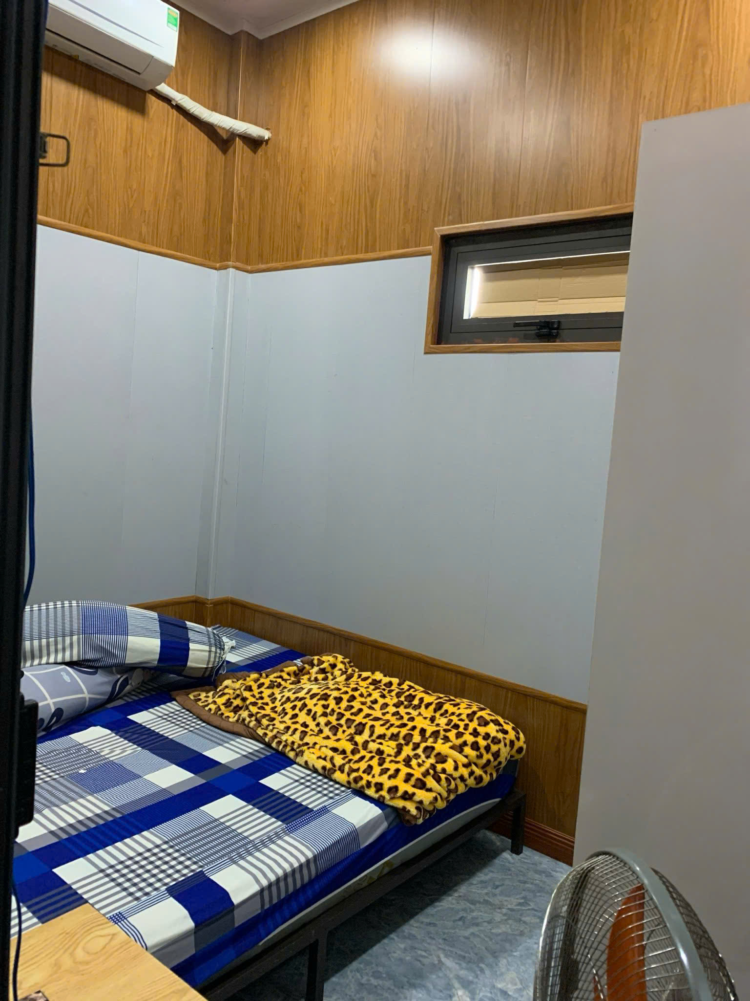  Bán Nhà Căn Góc Phước Tân - Cách đường LHP 30m gần Mã Vòng -DT: 42m2Giá bán : 2,050tỷ LH E Trang 