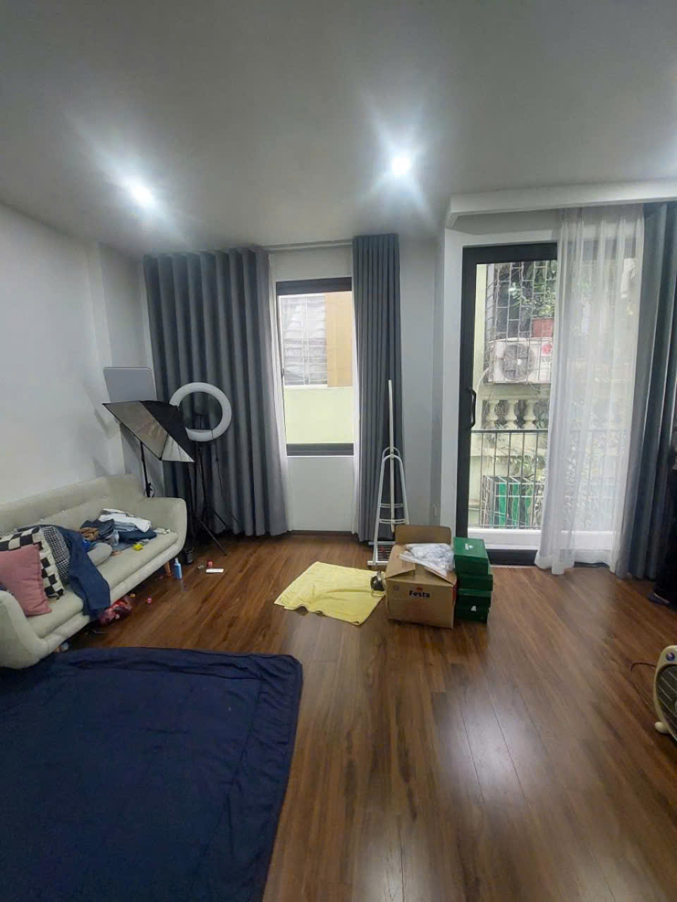  Nhà Âu Cơ - 10m ra phố - 5 tầng thang máy giá 11,6 tỷ 