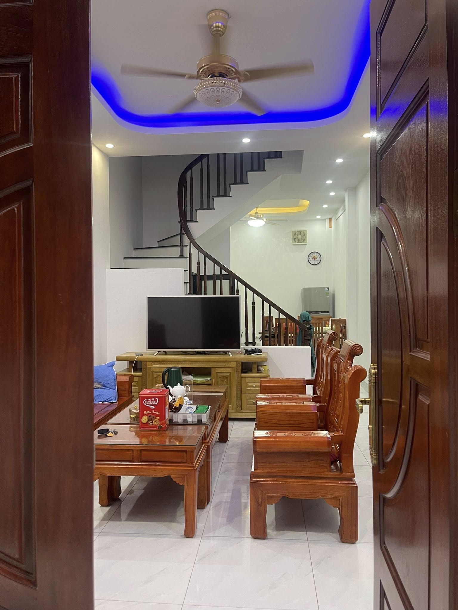  Cần bán gấp nhà TT Phùng, Đan Phượng, DT 40m2, 4 tầng ô tô đỗ gần 