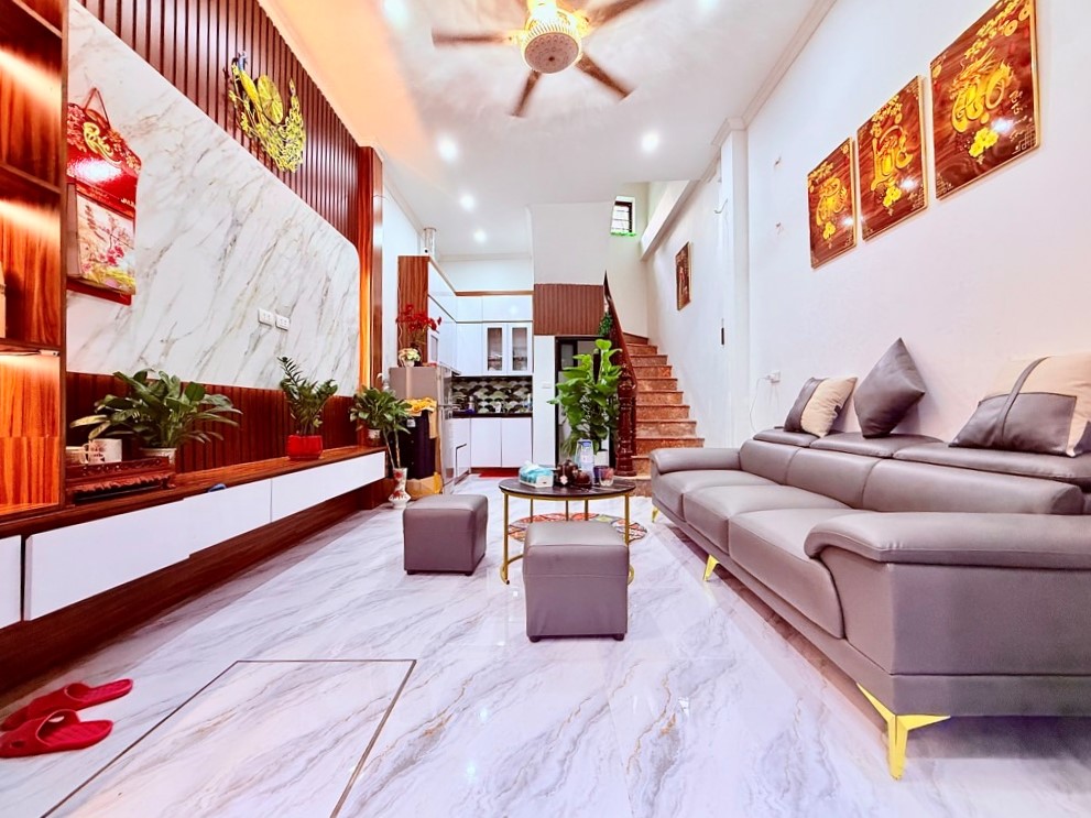  Bán nhà Tân Triều, Thanh Trì, Ô tô, lô góc, 30m2, 5.9 tỷ (CTL) 