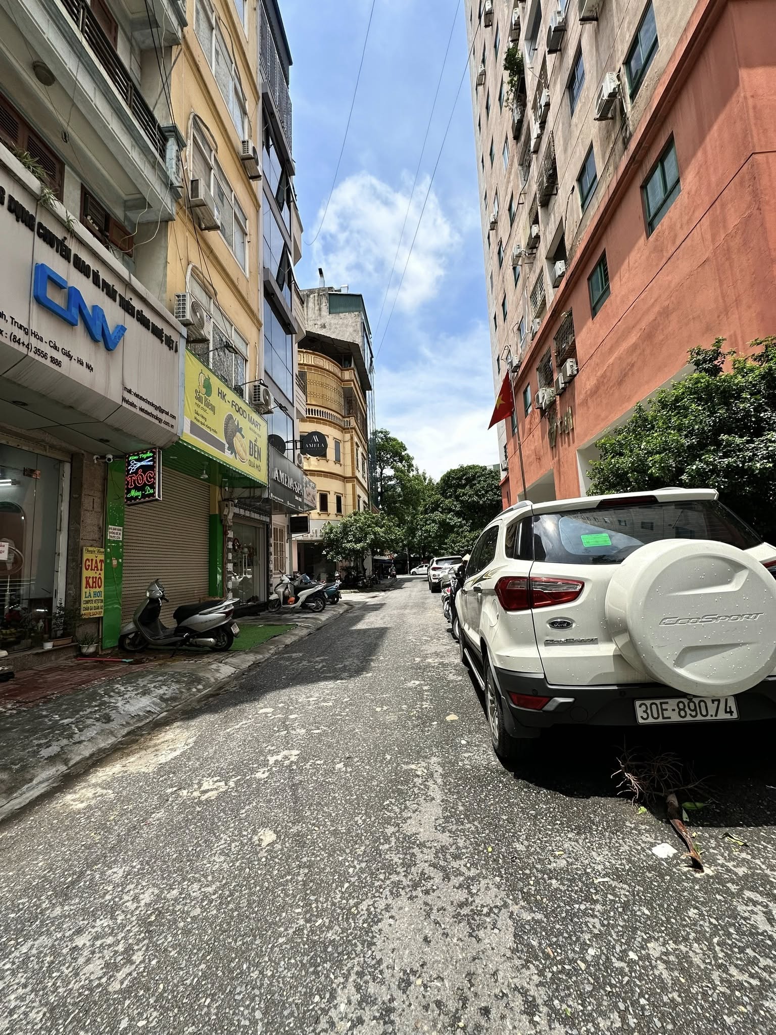  SIÊU HIẾM - Phân Lô Ô tô tránh Phố Nguyễn Thị Định 40/45m, 4 Tầng, MT 3.9m 22 Tỷ 