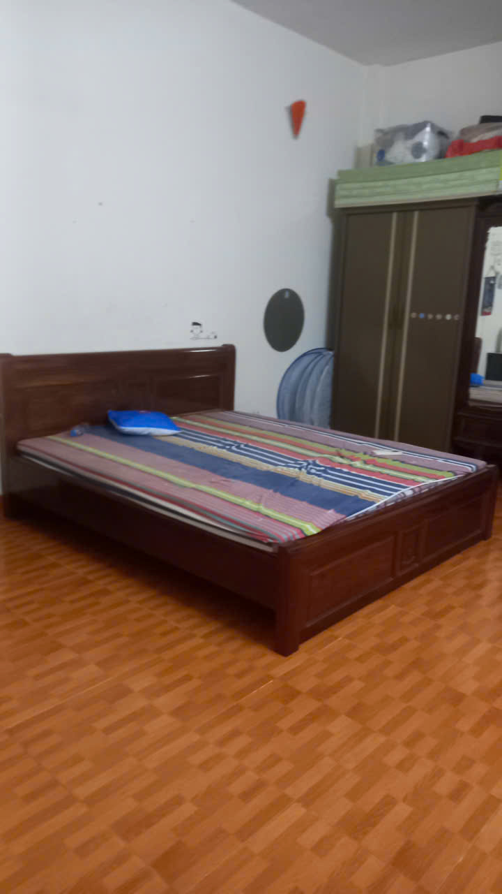  Chính chủ cho thuê phòng 25m2 ở ngõ 141 Nguyễn Khang, mặt sau Vũ Phạm Hàm, điều hòa nóng lạnh đầy đủ (gần Cầu 361 Cầu Giấy) 